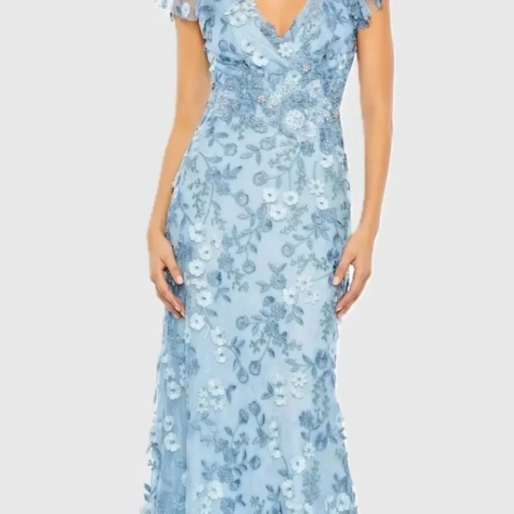 NWT Mac Duggal Size 6 Blue Embroidered Applique Wrap Over Flutter Sleeve Gown - Picture 1 of 6